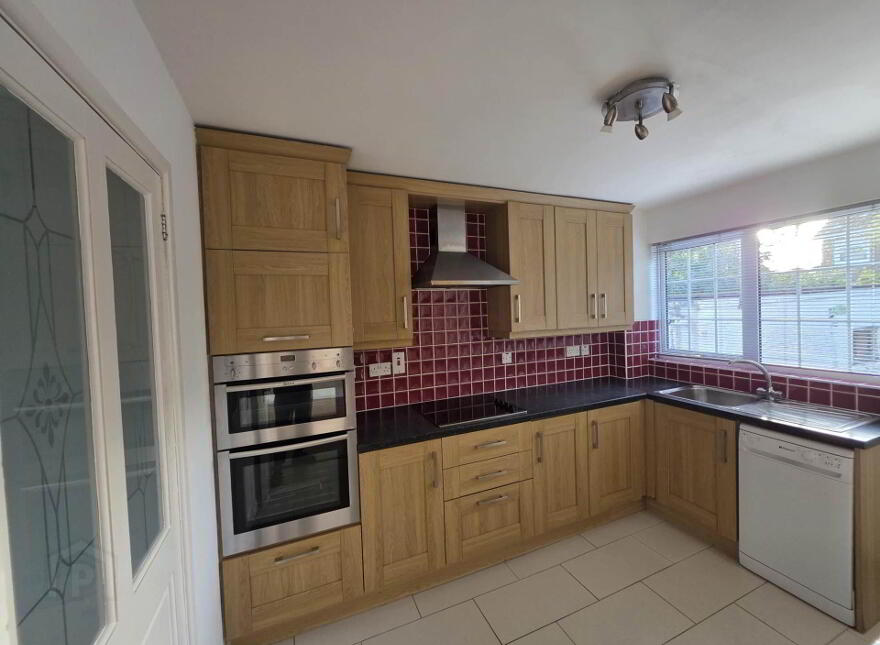 10 Woodford Park, Armagh, BT60 2BB