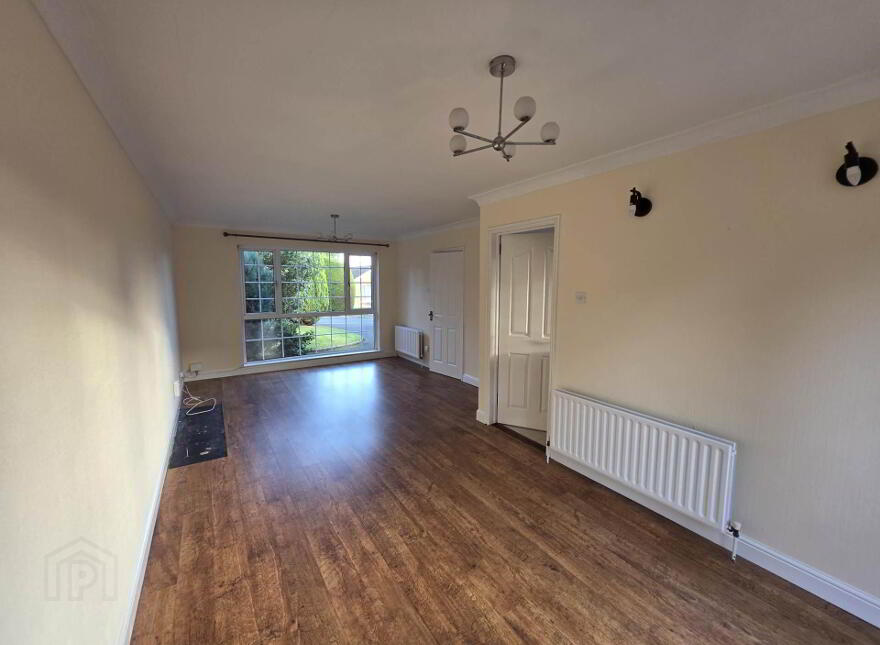 10 Woodford Park, Armagh, BT60 2BB