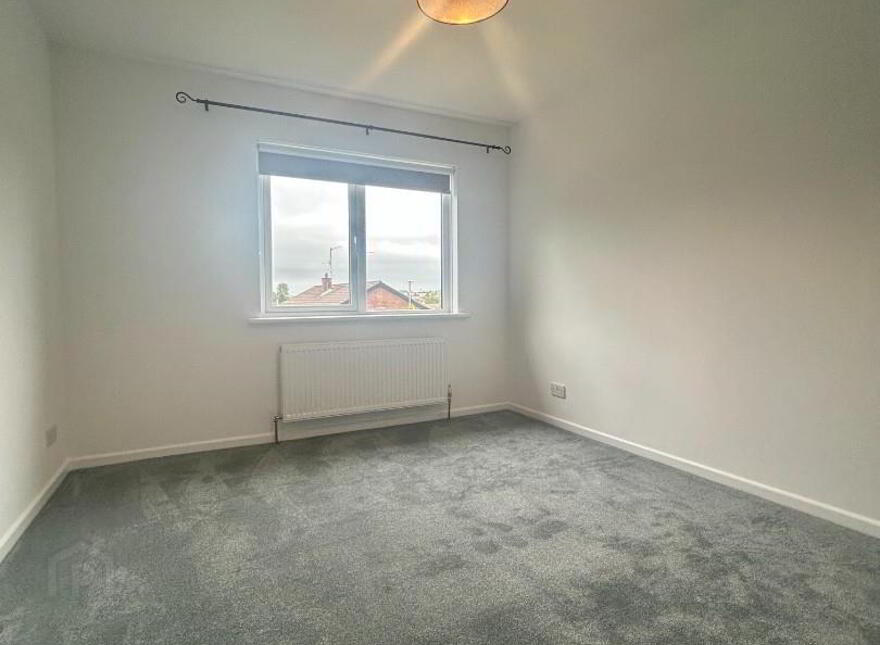 15 Ashvale Drive, Royal Hillsborough, BT26 6DN