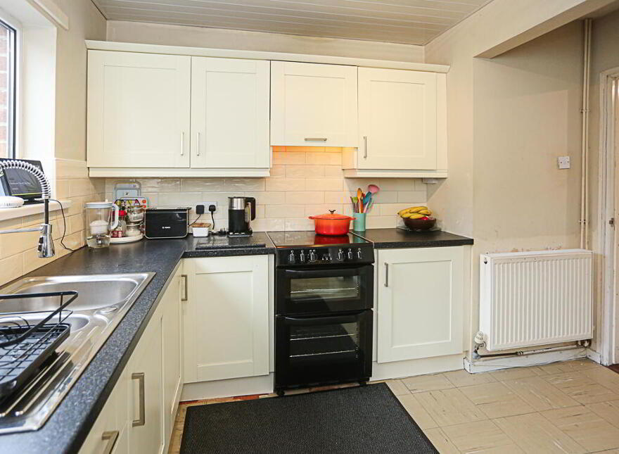 13 Knocknagoney Avenue, Belfast, BT4 2PY