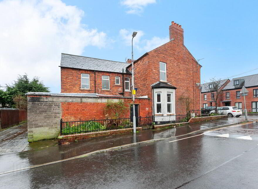 146 Ravenhill Avenue, Ravenhill, Belfast, BT6 8LJ
