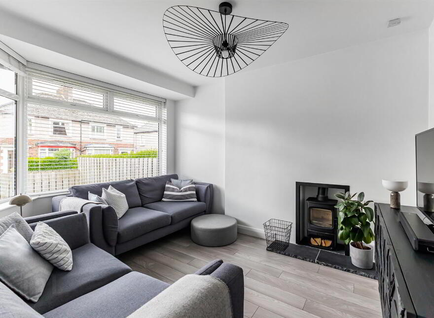 29 Summerhill Park, Belfast, BT5 7HE
