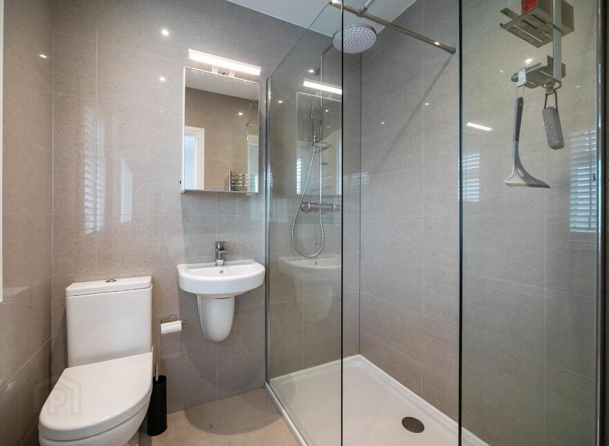 13 Cairnburn Avenue, Belfast, BT4 2HT