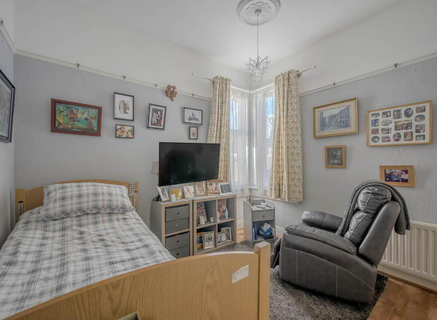 4 Ranfurly Avenue, Bangor, BT20 3SN
