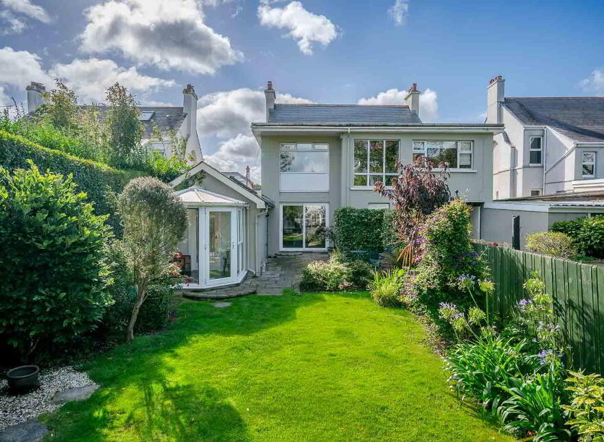4 Ranfurly Avenue, Bangor, BT20 3SN