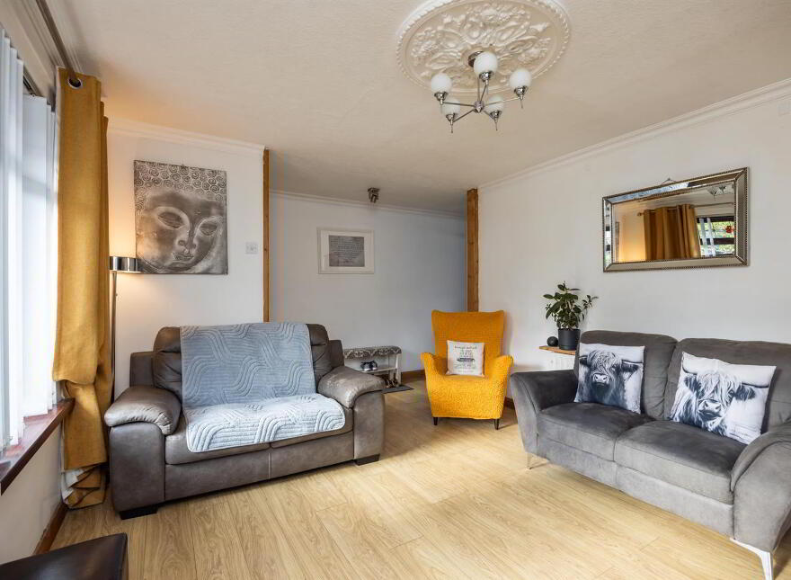 17 Mountforde Drive, Belfast, BT5 4GL