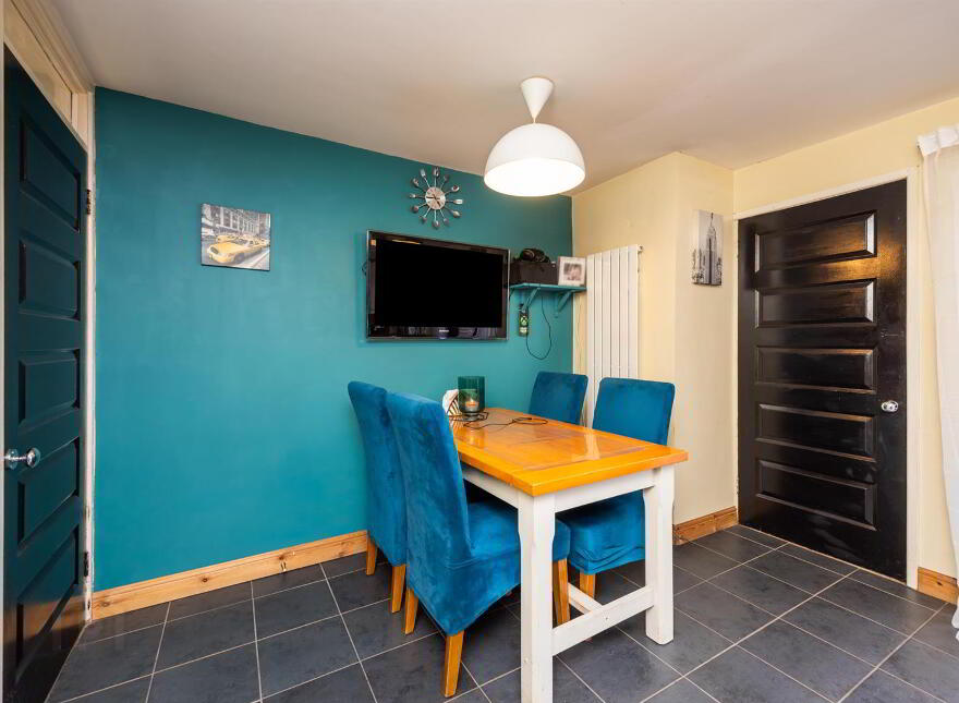 17 Mountforde Drive, Belfast, BT5 4GL