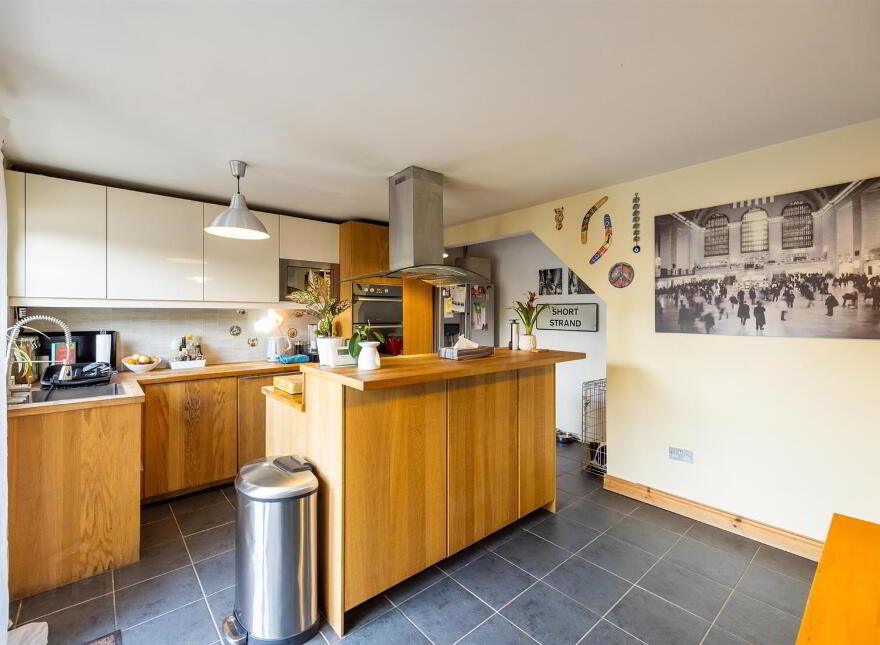 17 Mountforde Drive, Belfast, BT5 4GL