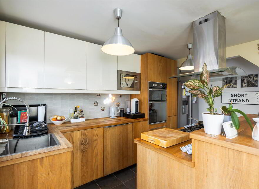 17 Mountforde Drive, Belfast, BT5 4GL
