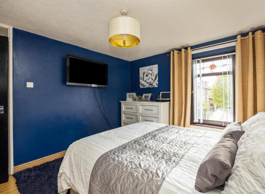 17 Mountforde Drive, Belfast, BT5 4GL