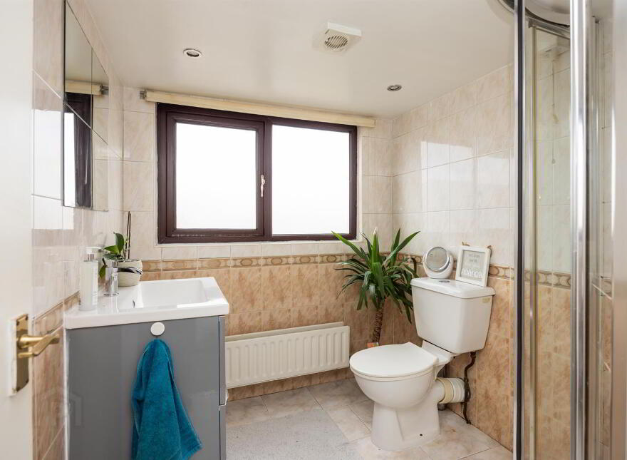17 Mountforde Drive, Belfast, BT5 4GL
