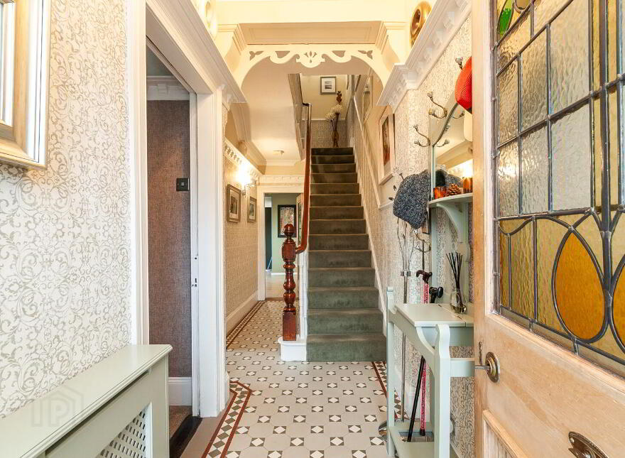 32 Old Cavehill Road, Belfast, BT15 5GT