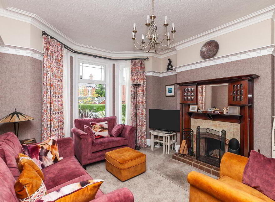 32 Old Cavehill Road, Belfast, BT15 5GT