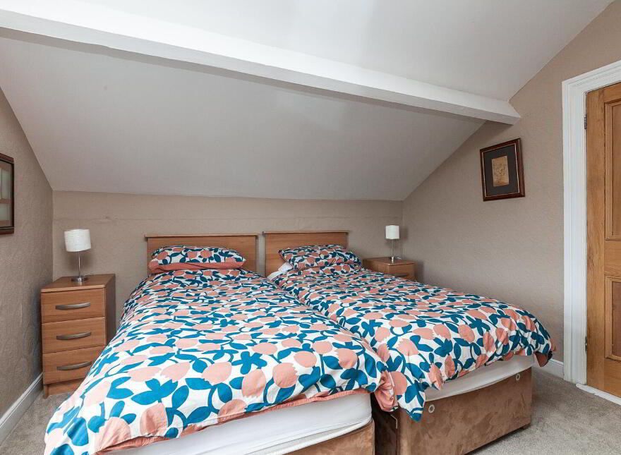 32 Old Cavehill Road, Belfast, BT15 5GT