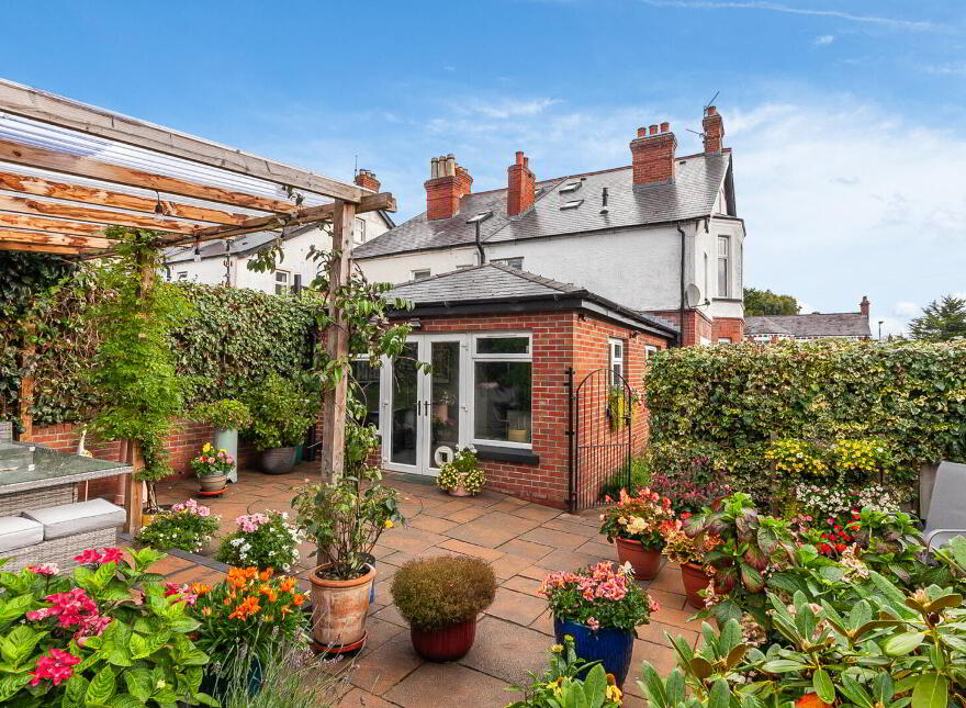 32 Old Cavehill Road, Belfast, BT15 5GT