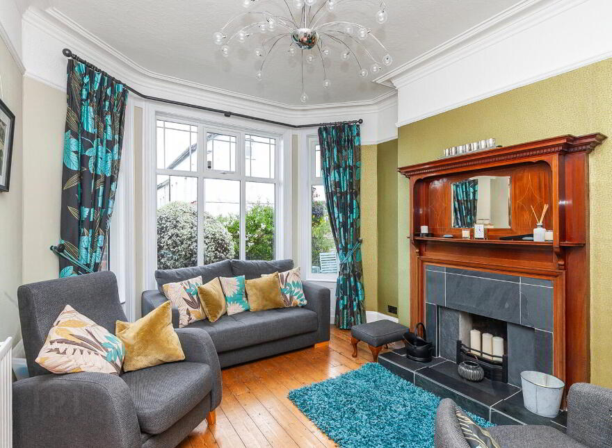 32 Old Cavehill Road, Belfast, BT15 5GT