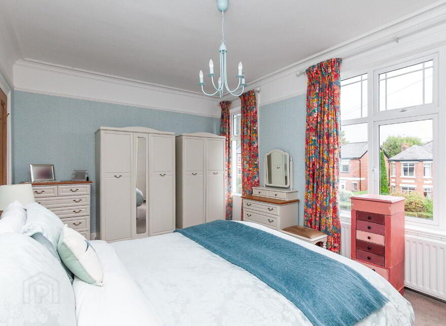 32 Old Cavehill Road, Belfast, BT15 5GT