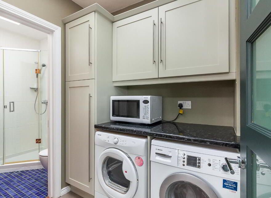 32 Old Cavehill Road, Belfast, BT15 5GT