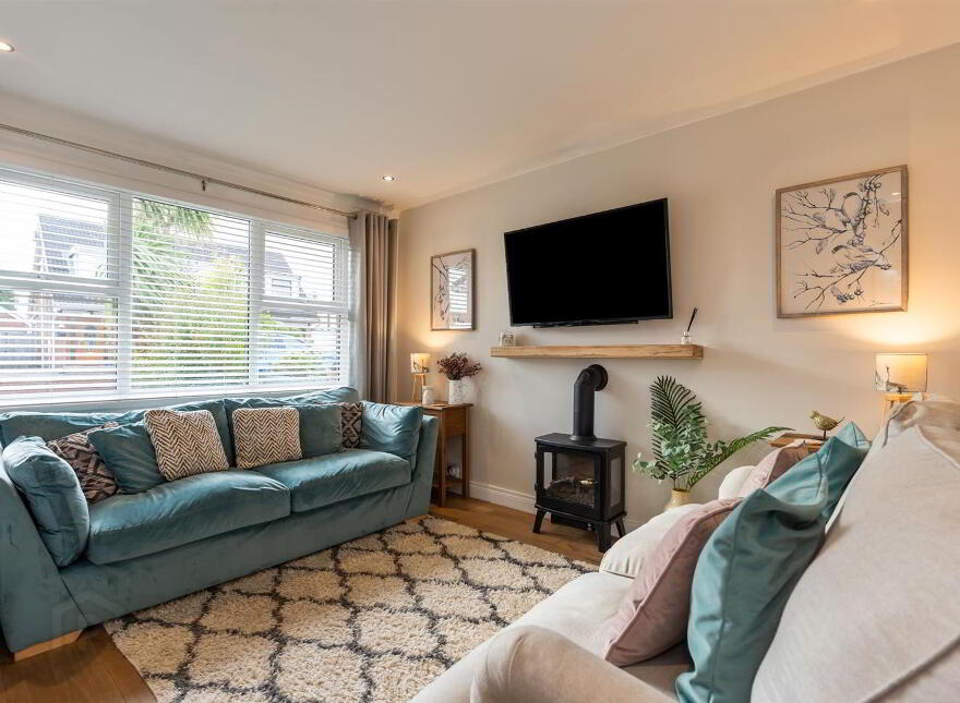 2 Orchardville Gardens, Bangor, BT19 1LS