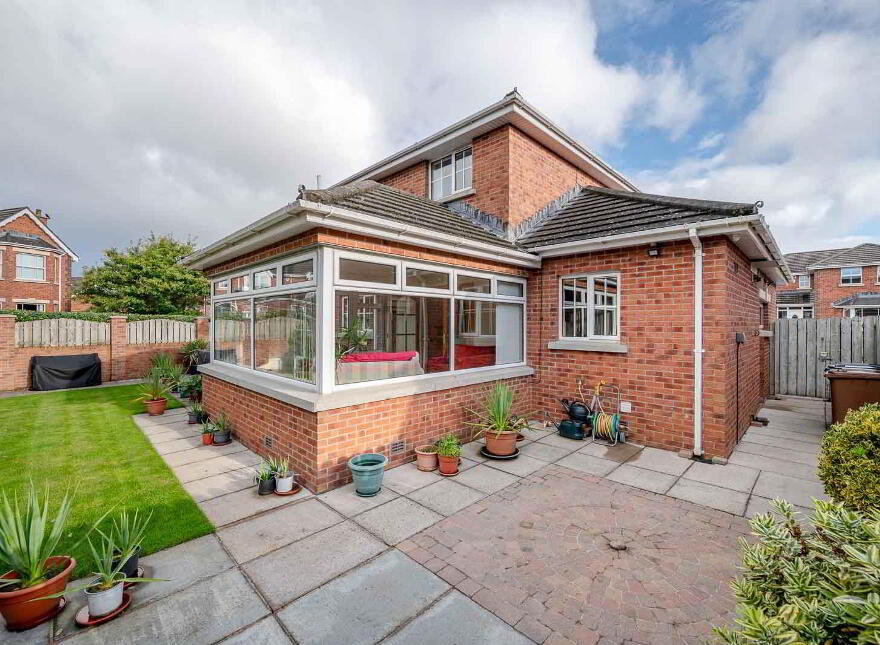 9 Ballycrochan Avenue, Bangor, BT19 7LA