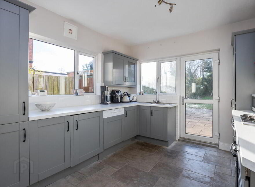 15 Sicily Park, Belfast, BT10 0AJ