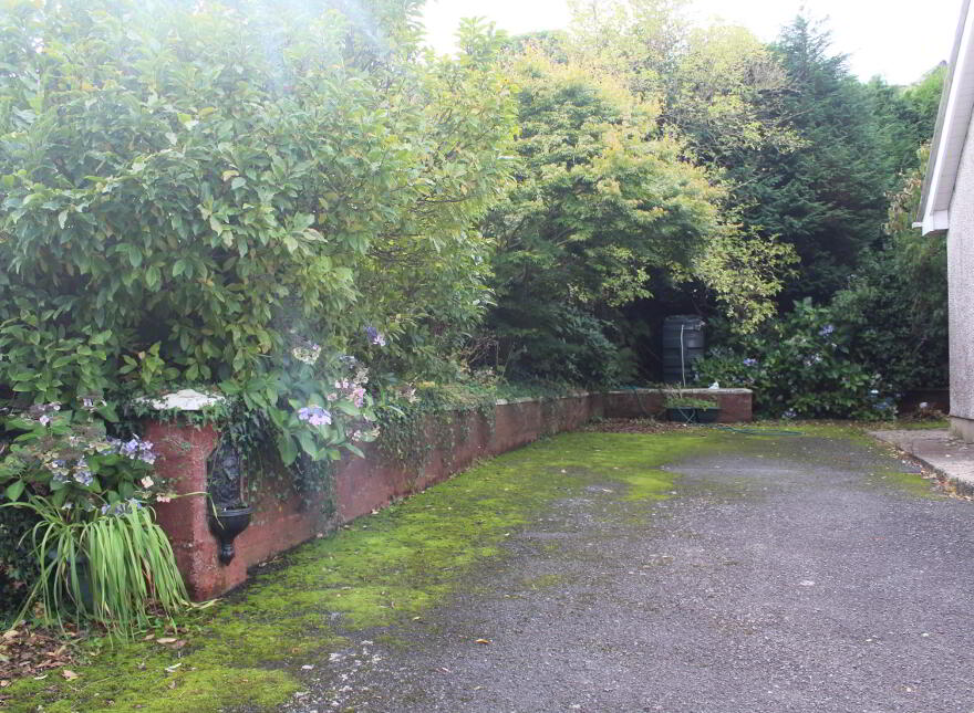 75 Carrogs Road, Burren, Warrenpoint, Newry, BT34 3PY