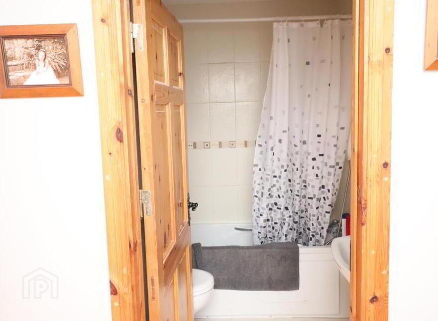 NO 27 Treada Na Ri, Kilfinane, V35XY01
