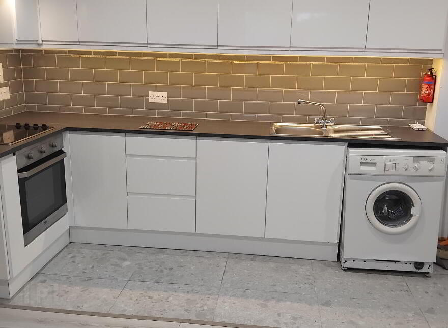Tawnagh, Riverstown, F52WD30