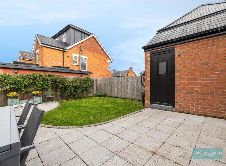 88 Locksley Park, Finaghy, Belfast, BT10 0AS