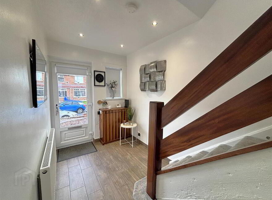 10 Lyndhurst Way, Belfast, BT13 3PD