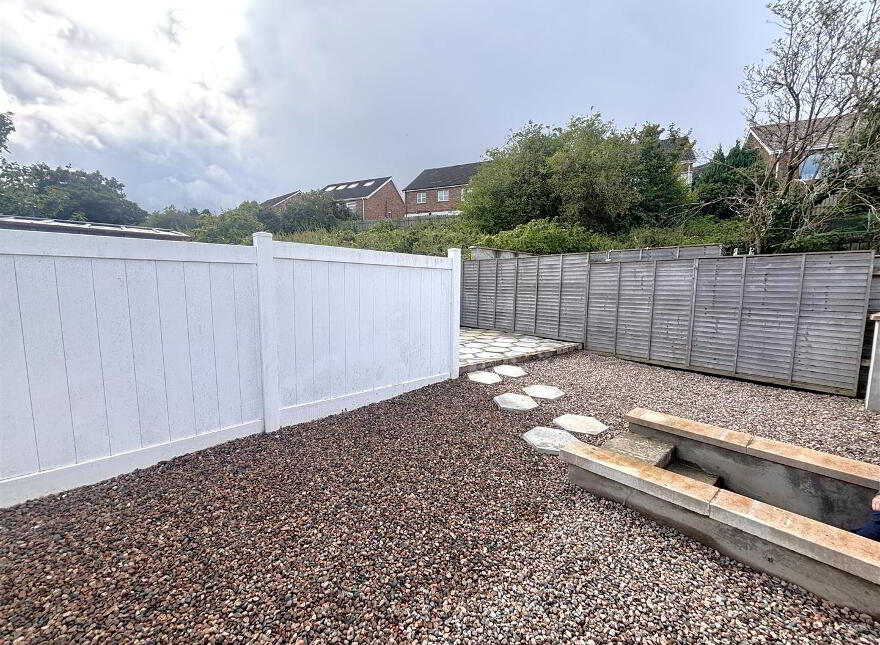 10 Lyndhurst Way, Belfast, BT13 3PD