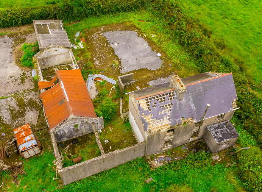 Highlake, Ballymacurley, F42NC56