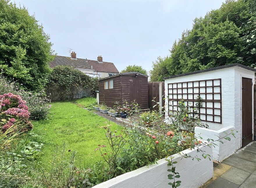 2 Sandes Court, Carrickfergus, BT38 8LE