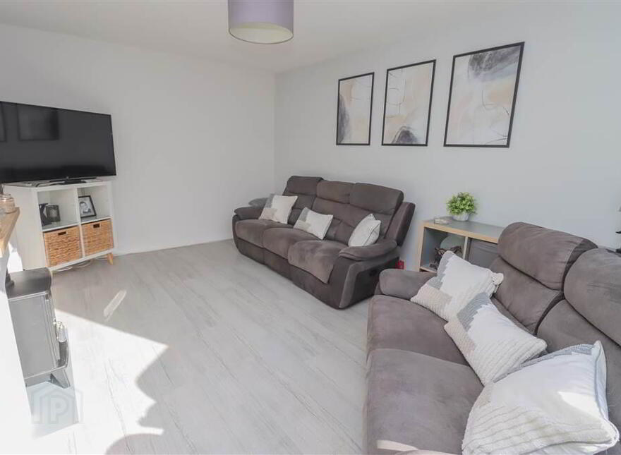 101 Melfort Drive, Dundonald, Belfast, BT5 7FE