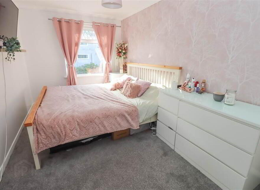 101 Melfort Drive, Dundonald, Belfast, BT5 7FE