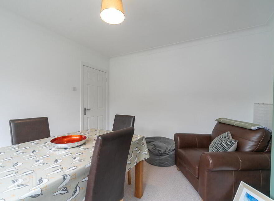 28 Garnerville Park, Belfast, BT4 2NY