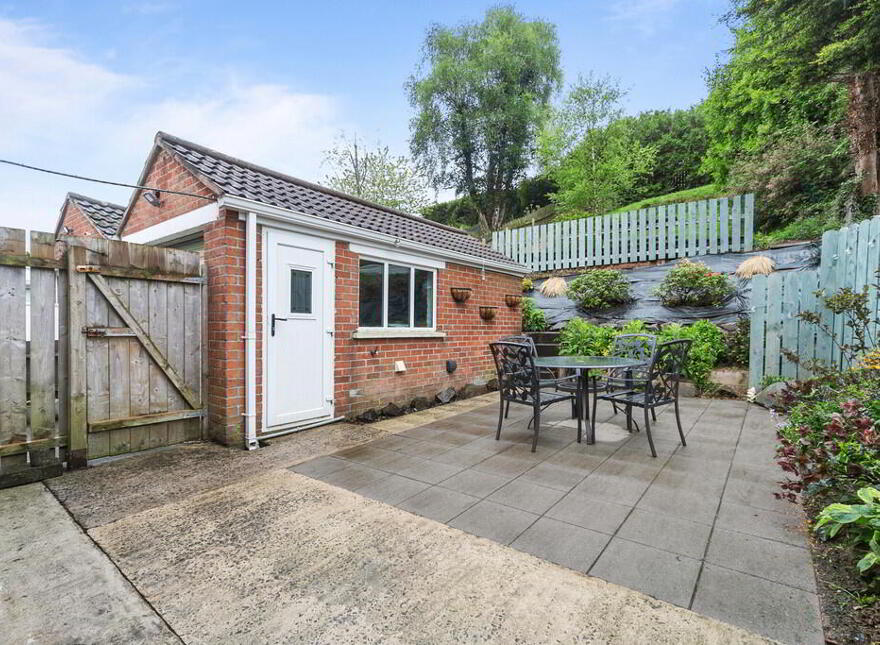 28 Garnerville Park, Belfast, BT4 2NY
