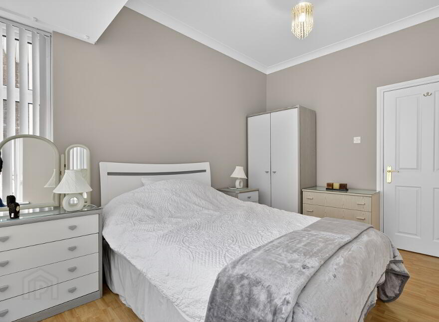 11 Tullymore Dale, Broughshane, Ballymena, BT43 7TD