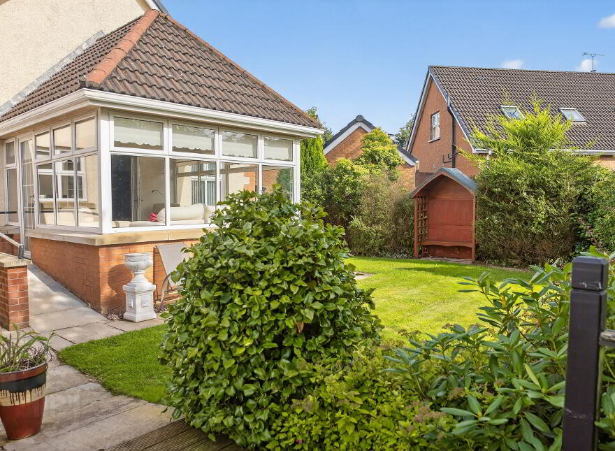 11 Tullymore Dale, Broughshane, Ballymena, BT43 7TD