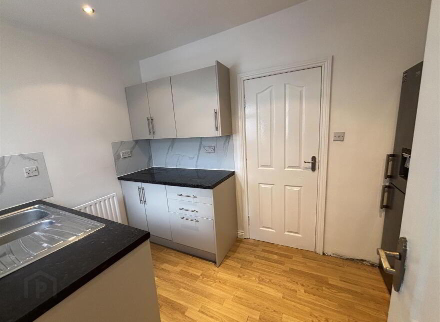 40 Mayflower Street, Belfast, BT5 4SL