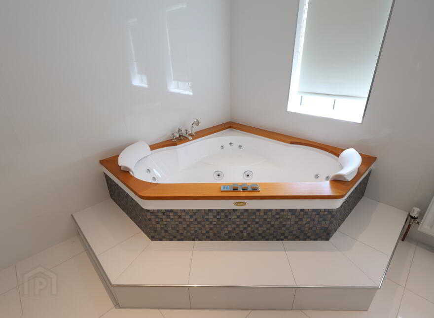 The Lodge, 18 Old Coagh Road, Cookstown, BT80 8RQ