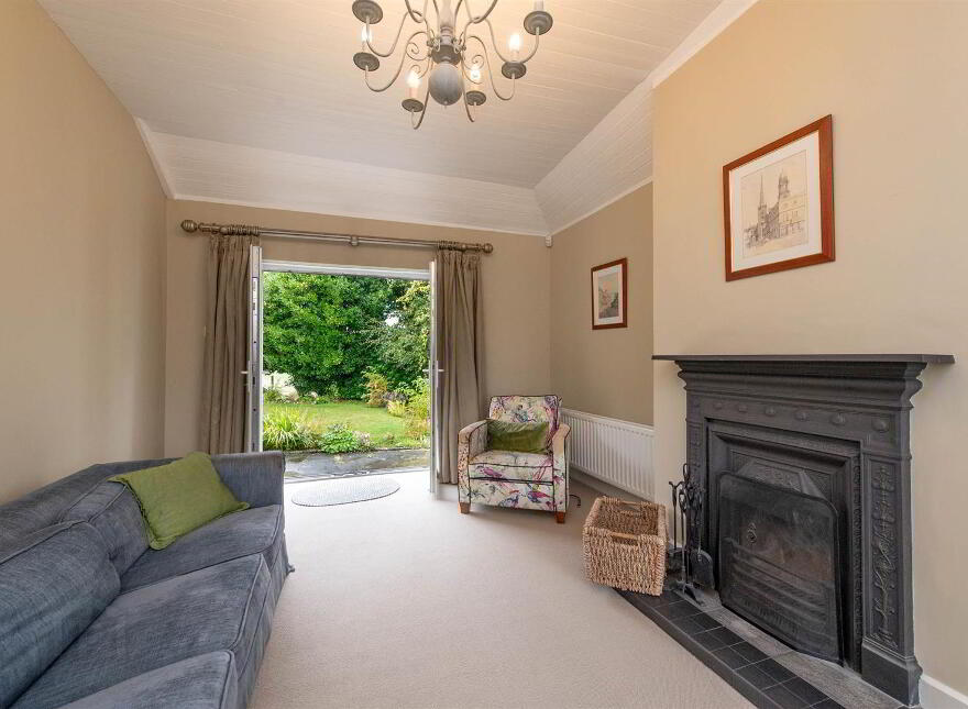 Drumnahall Cottage, 9 Spa Road, Ballynahinch, BT24 8LU