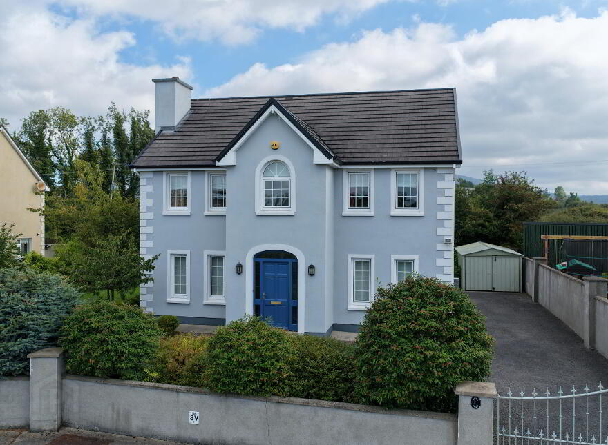 21 Mountain View, Drumshanbo, N41YW56