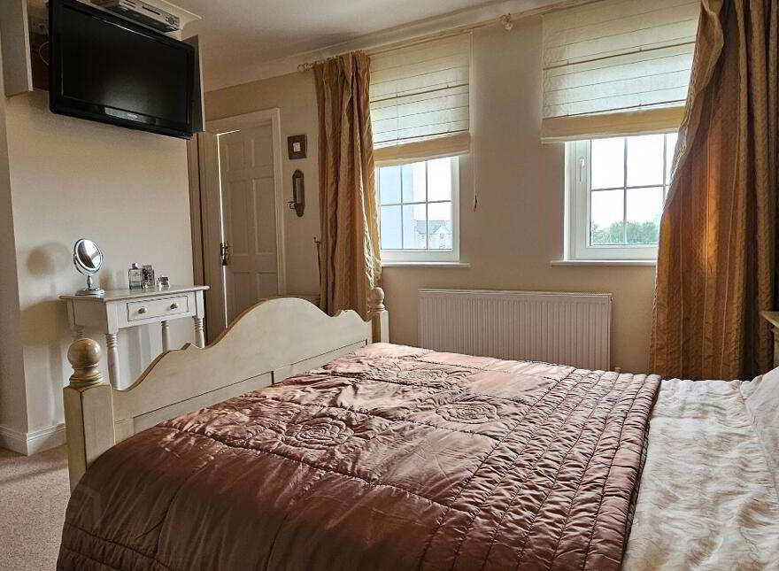 21 Mountain View, Drumshanbo, N41YW56