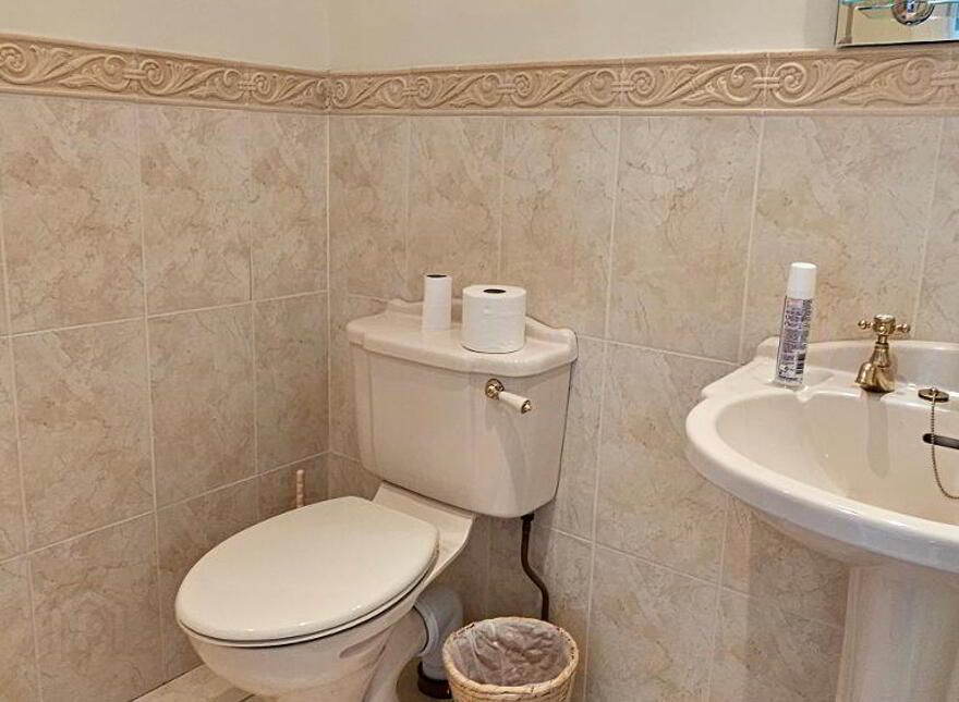 21 Mountain View, Drumshanbo, N41YW56