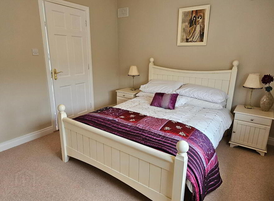 21 Mountain View, Drumshanbo, N41YW56