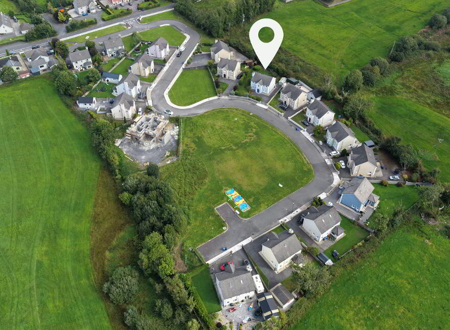 21 Mountain View, Drumshanbo, N41YW56