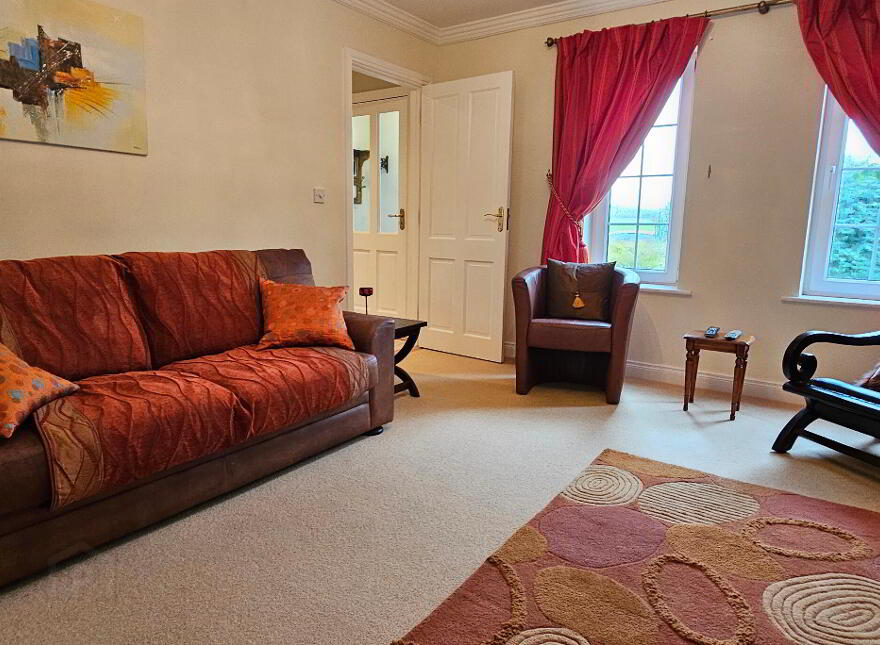 21 Mountain View, Drumshanbo, N41YW56