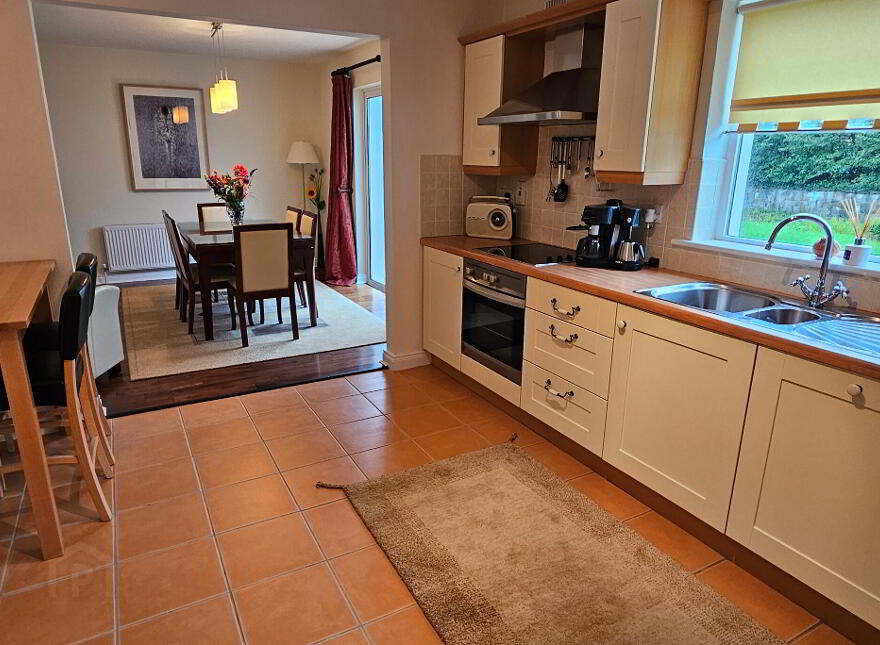 21 Mountain View, Drumshanbo, N41YW56
