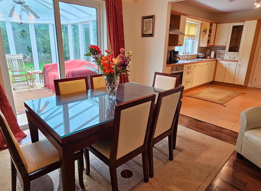 21 Mountain View, Drumshanbo, N41YW56